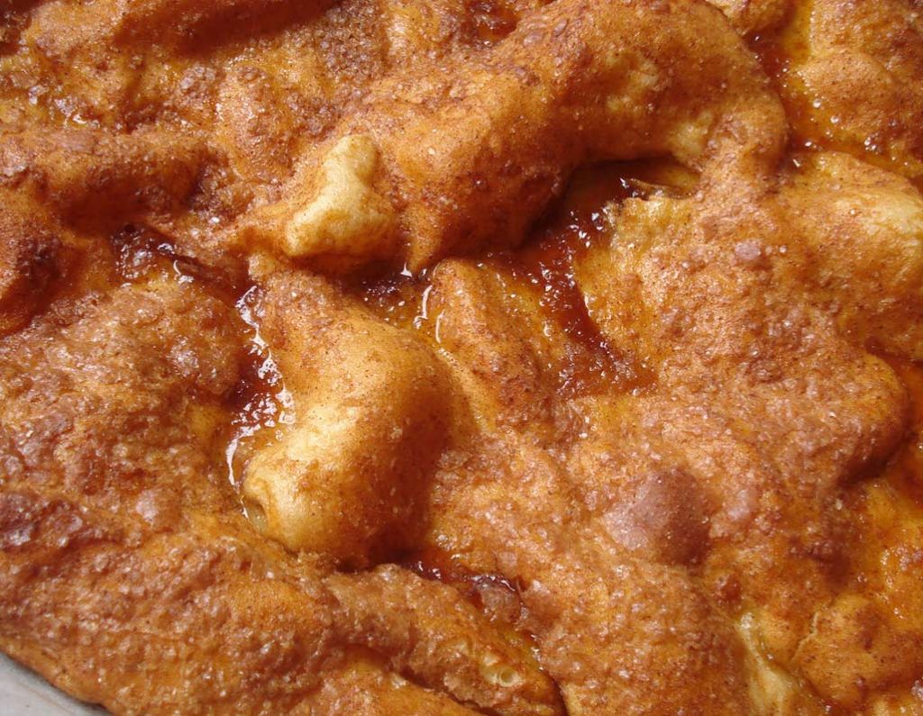 Almoixàvena. Tradicional dulce valenciano de origen andalusí que todavía se elabora en la zona de Xàtiva y alrededores.