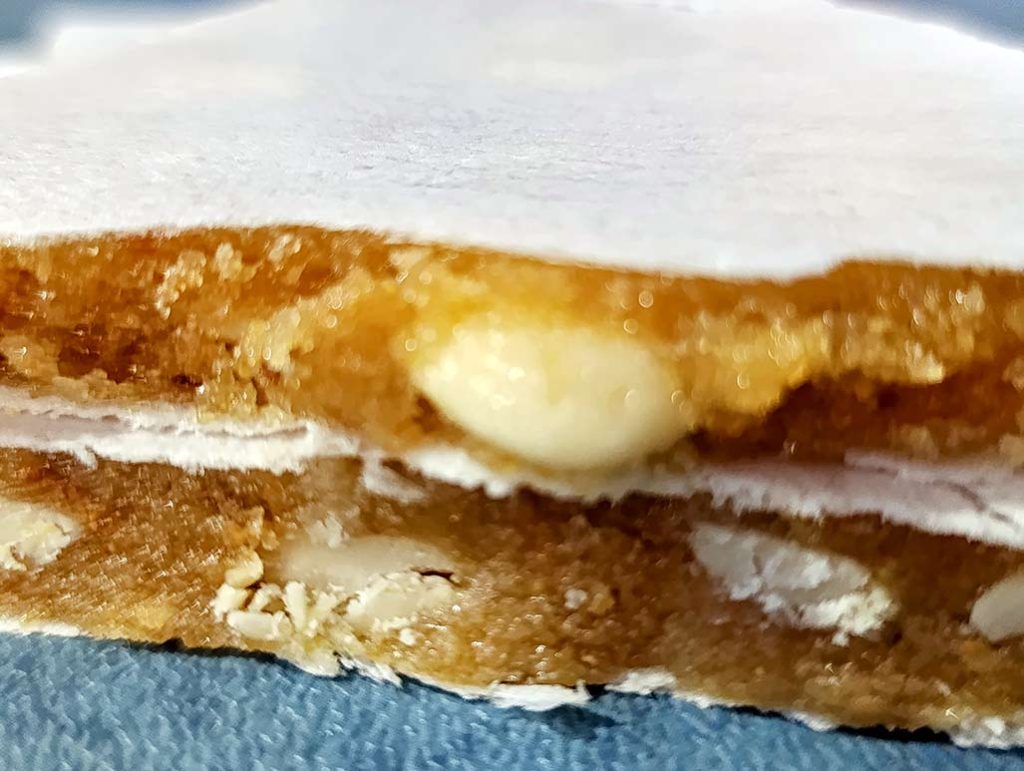Alajú. Delicioso dulce tradicional de origen andalusí, muy típico de la provincia de Cuenca y de otras zonas de Castilla-La Mancha.